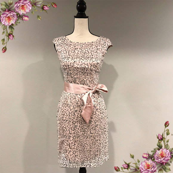 VENUS Dresses & Skirts - MAKE AN OFFER;) Blush pink sequin dress with belt
